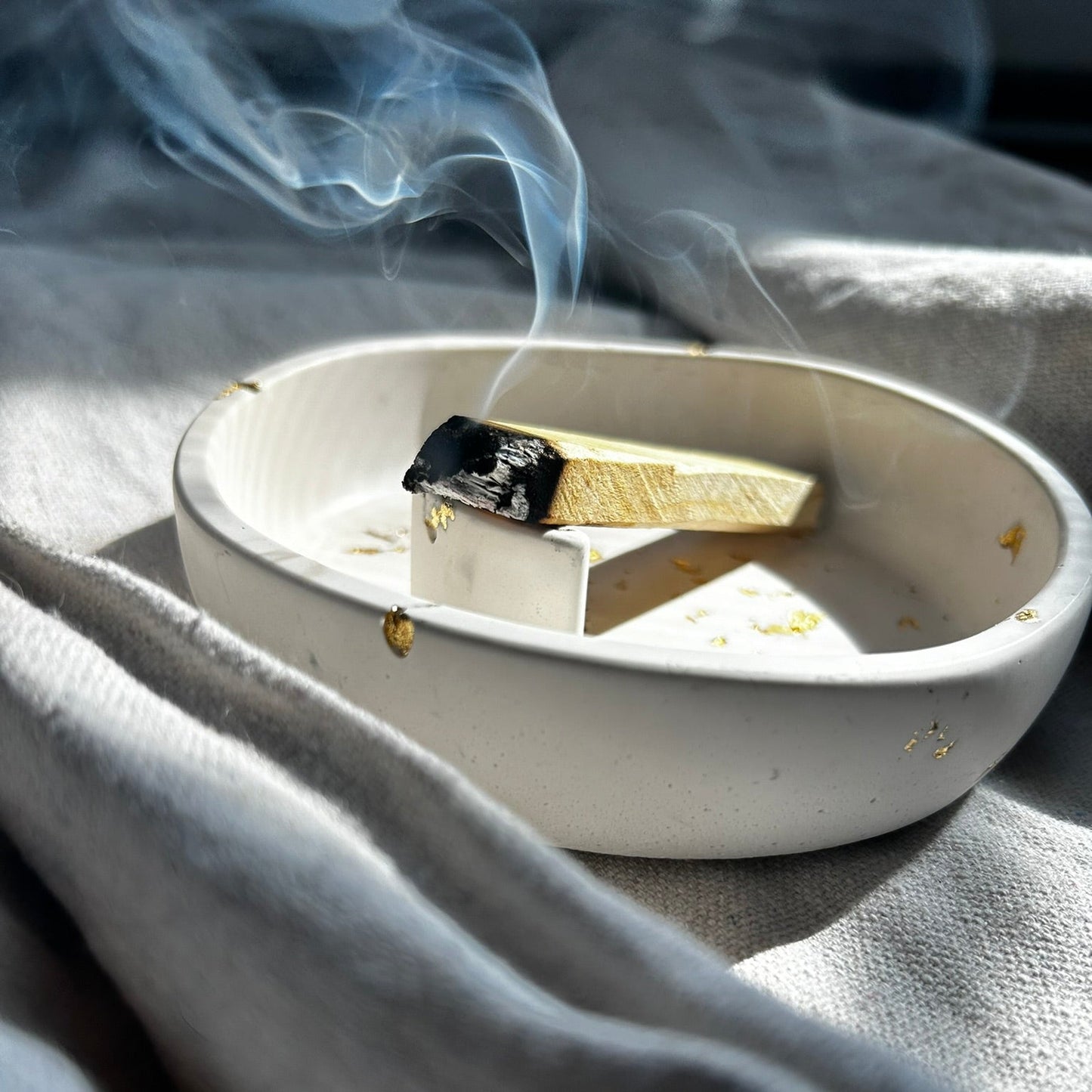 HAKU – Porte-encens & brûleur Palo Santo