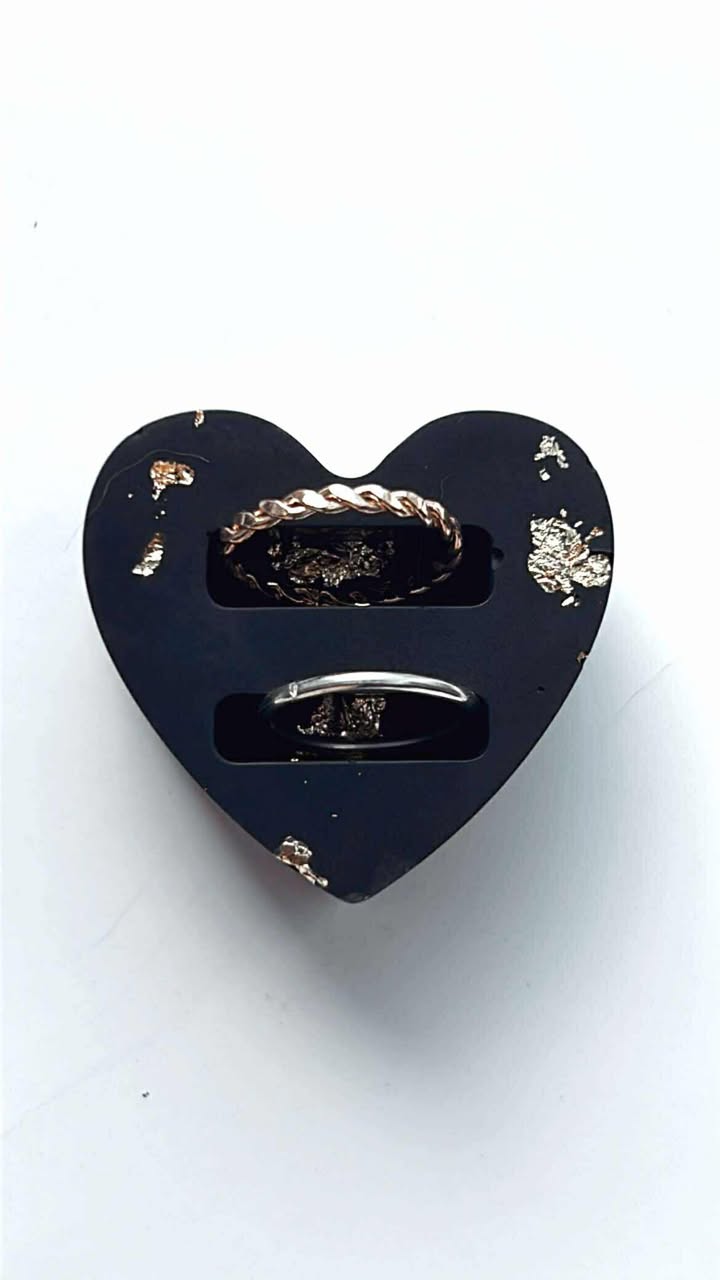TALA - Porte bagues Coeur ``Eclats d'Or`` Noir et or